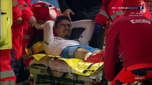 Baiaram, in lacrimi dupa accidentarea horror suferita! A fost scos cu ambulanta de pe teren! Imagini cu puternic impact emotional _41