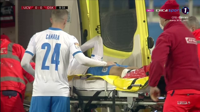Baiaram, in lacrimi dupa accidentarea horror suferita! A fost scos cu ambulanta de pe teren! Imagini cu puternic impact emotional _44