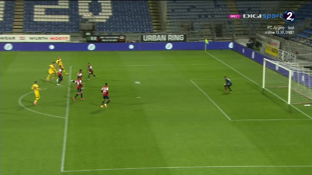 VIDEO | Goooool Man! Bijuterie a lui Dennis Man in derby-ul romanilor din Serie A! Cum a inscris cu Cagliari _3