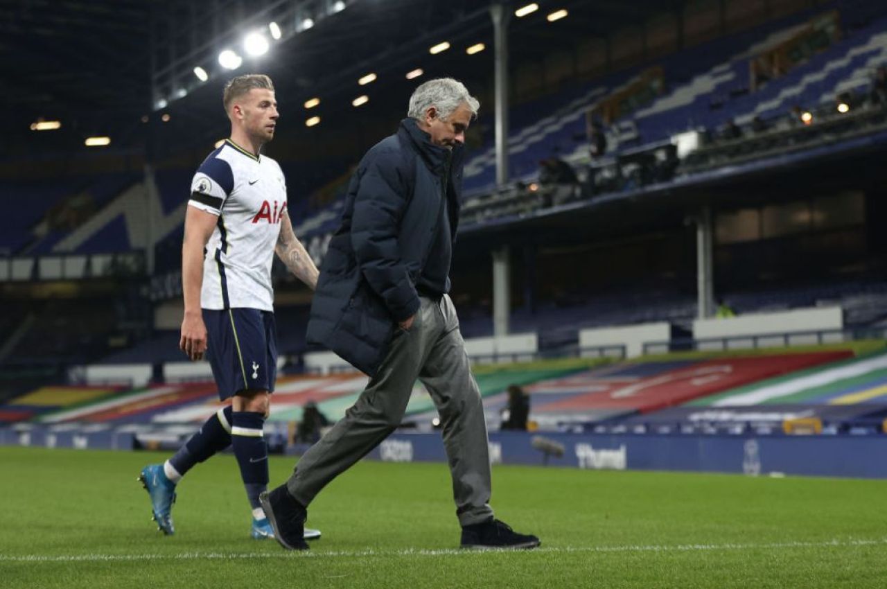 Cati bani va incasa Mourinho dupa ce a fost dat afara de la Tottenham! Portughezul a strans o avere doar din demiteri_4