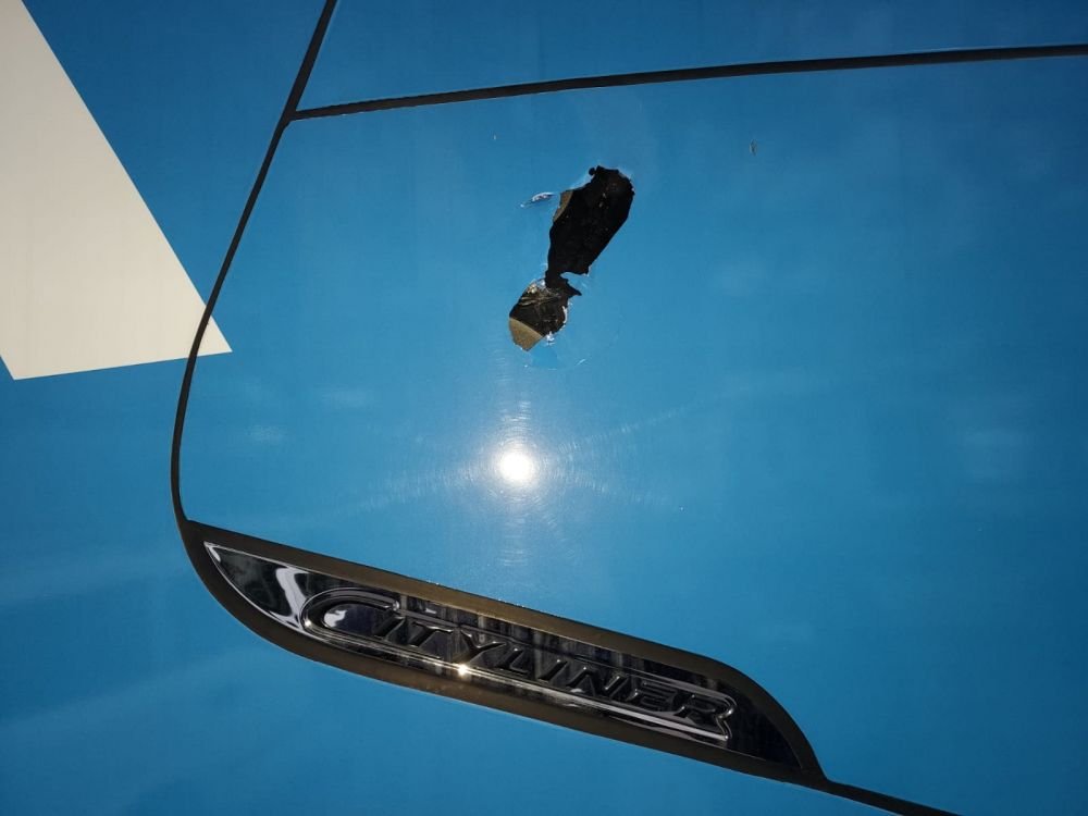VIDEO incredibil! Ultrasii FCU Craiova s-au intalnit in oras cu autocarul CSU! Ce a urmat_20