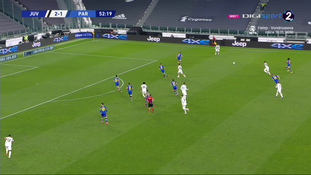 Daca il nimerea, putea sa-l lesine! :) Man, aproape sa fie distrus de Ronaldo. Romanul a fost fundas in multe momente din cauza presiunii lui Juventus_13