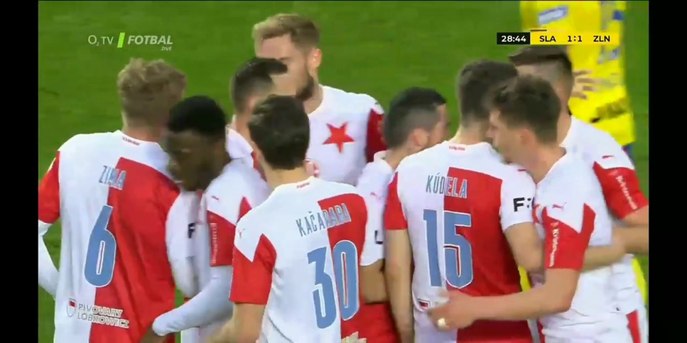 Nu se mai opreste: GOOOL Stanciu! Romanul a fost din nou decisiv pentru Slavia. Cum a marcat_8