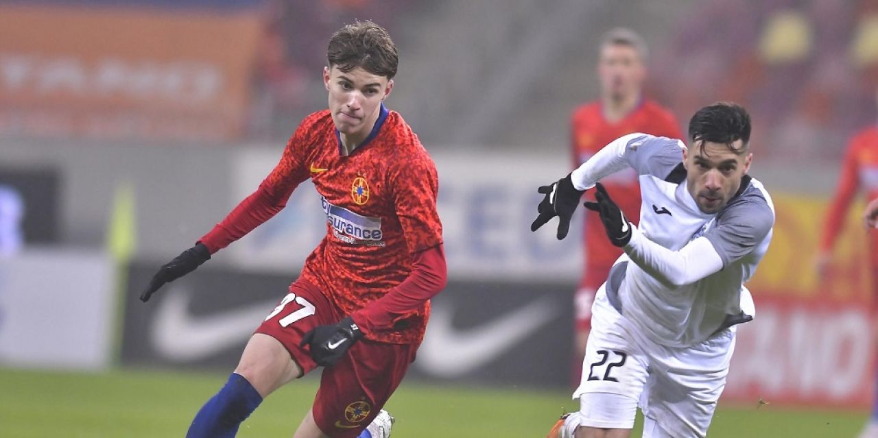 FCSB, din nou pe primul loc! Capitanul Tanase, eroul ros-albastrilor la Calarasi a inscris o 'dubla'! Cum arata clasamentul si tot ce s-a intamplat in Clinceni 0-2 FCSB_1
