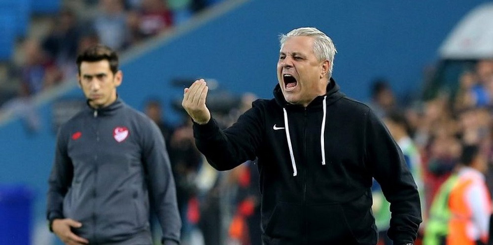 EXCLUSIV | Noi doar improscam cu noroi, astia suntem! Atac dur al lui Marius Sumudica: Atata l-am omorat si pe Hagi...