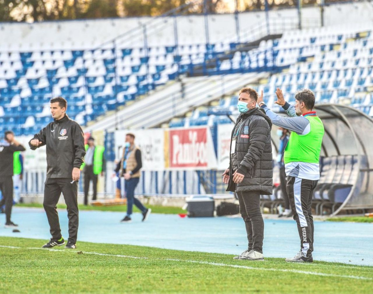 Scandal la Iasi! Suporterii s-au dus la stadion, iar Nicolo Napoli a chemat 'mascatii'! Tensiunea atinge noi limite in Copou_1
