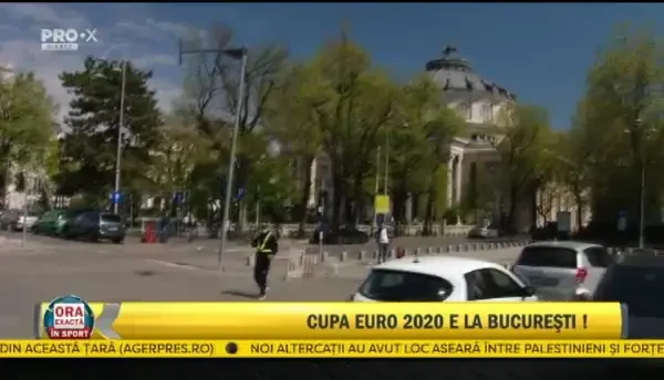 Trofeul Euro 2020 a fost predat de Dorinel Munteanu lui Gabi Szabo.