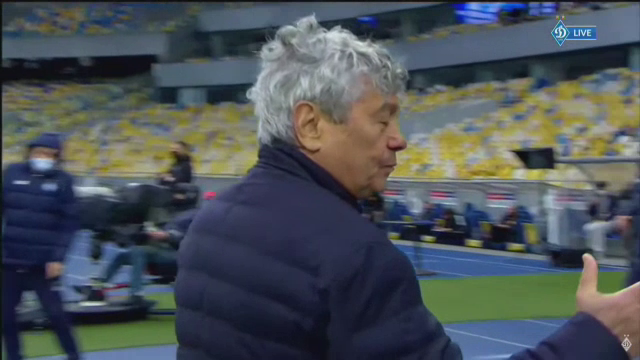 Imagini fabuloase cu Lucescu dupa ce a luat titlul cu Dinamo Kiev! I-a venit sa planga, jucatorii au desfacut sampaniile si l-au facut varza! :)_46