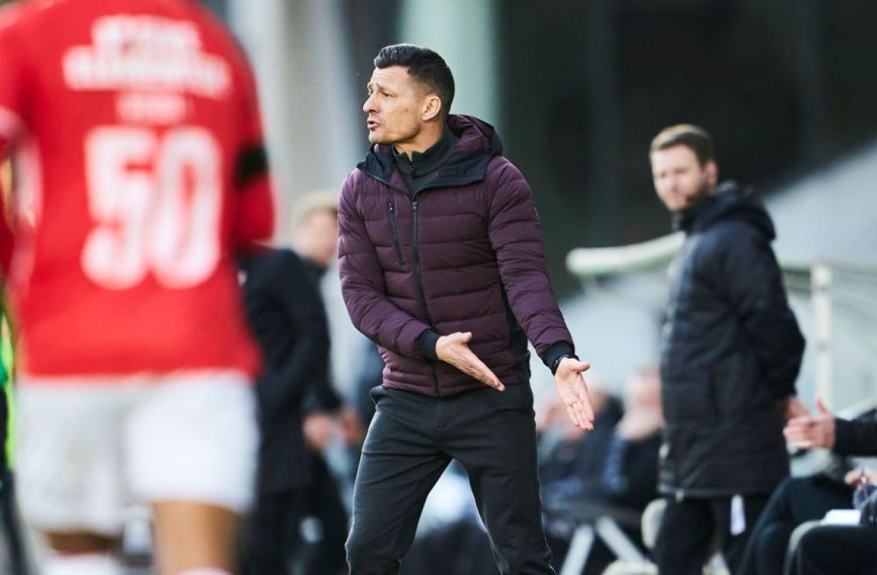 Negocieri privind viitorul lui Galca!