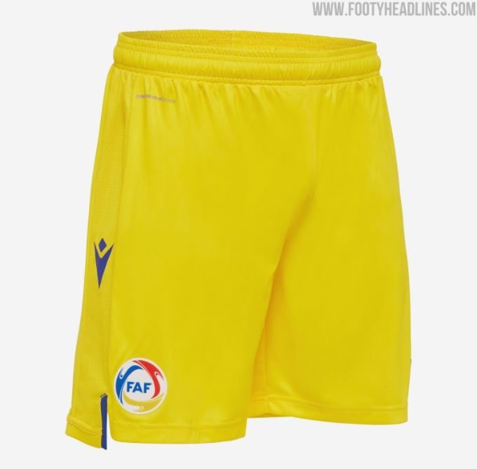 E nationala Andorrei sau a Romaniei?! Andorra si-a prezentat noul echipament de fotbal si e identic cu cel al 'tricolorilor'! Ce design au ales_4