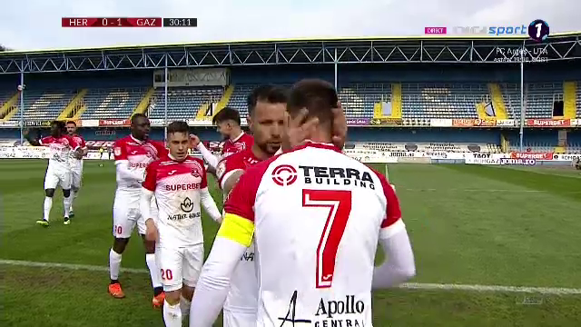 Faza halucinanta la Hermannstadt - Gaz Metan! Arbitrul a validat golul, tusierul l-a anulat, iar apoi a fost validat din nou_3