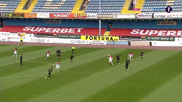 Faza halucinanta la Hermannstadt - Gaz Metan! Arbitrul a validat golul, tusierul l-a anulat, iar apoi a fost validat din nou_19