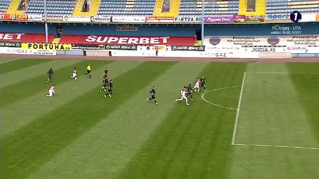 Faza halucinanta la Hermannstadt - Gaz Metan! Arbitrul a validat golul, tusierul l-a anulat, iar apoi a fost validat din nou_28