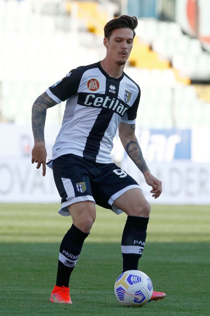 Lovitura pentru Man si Parma! Presa din Italia a facut anuntul: cat va lipsi dupa accidentarea suferita cu Crotone_3