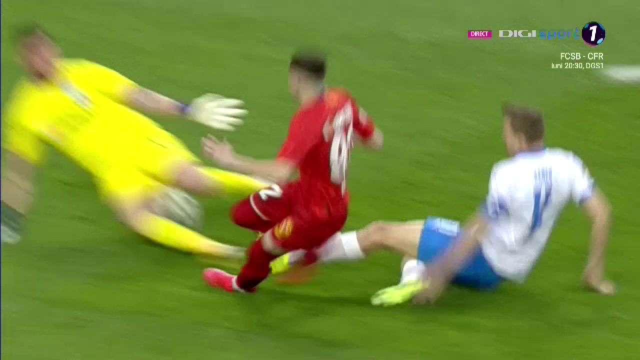 Ce-ai facut, Istvan? :) 'Planeta' FCSB, furioasa dupa inca un penalty refuzat de Kovacs! Ce s-a intamplat in minutul 6_4