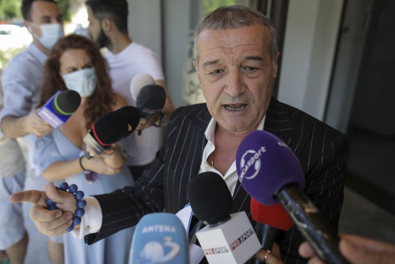 Gigi Becali face marele anunt in razboiul Steaua - FCSB!
