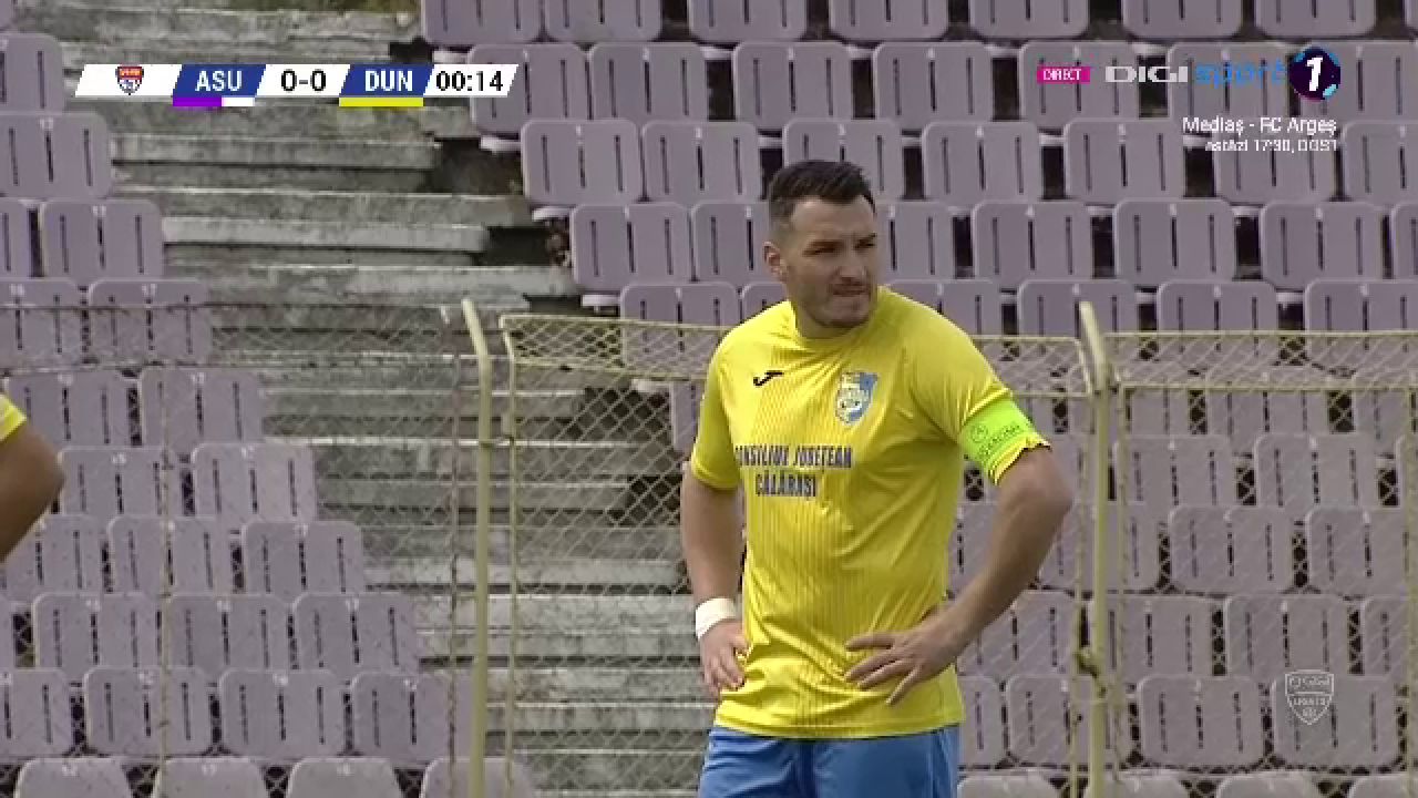 Protest al jucatorilor de la Dunarea Calarasi la meciul cu ASU Poli Timisoara! Ce s-a intamplat imediat dupa fluierul de start _13