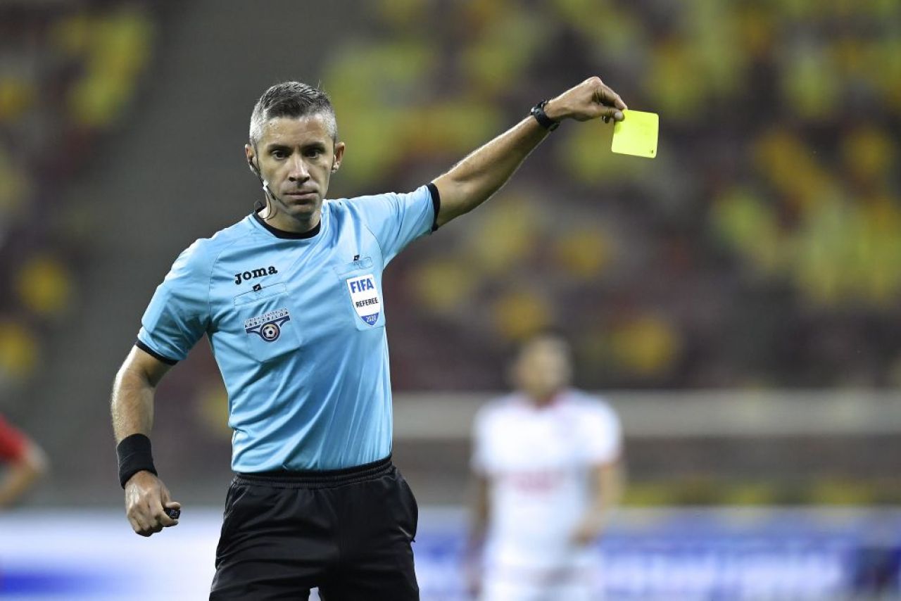 Derby-ul FCSB - CFR Cluj, condus de la centru de un arbitru din Bucuresti! Pe cine a delegat CCA in meciul care poate schimba clasamentul_1