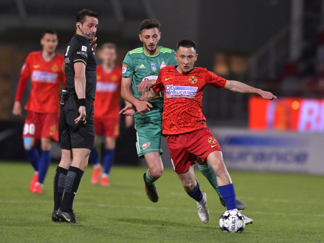 Morutan, in fata transferului carierei! Ce i-a transmis impresarul fotbalistului de la FCSB gigantului care se afla pe urmele sale_1