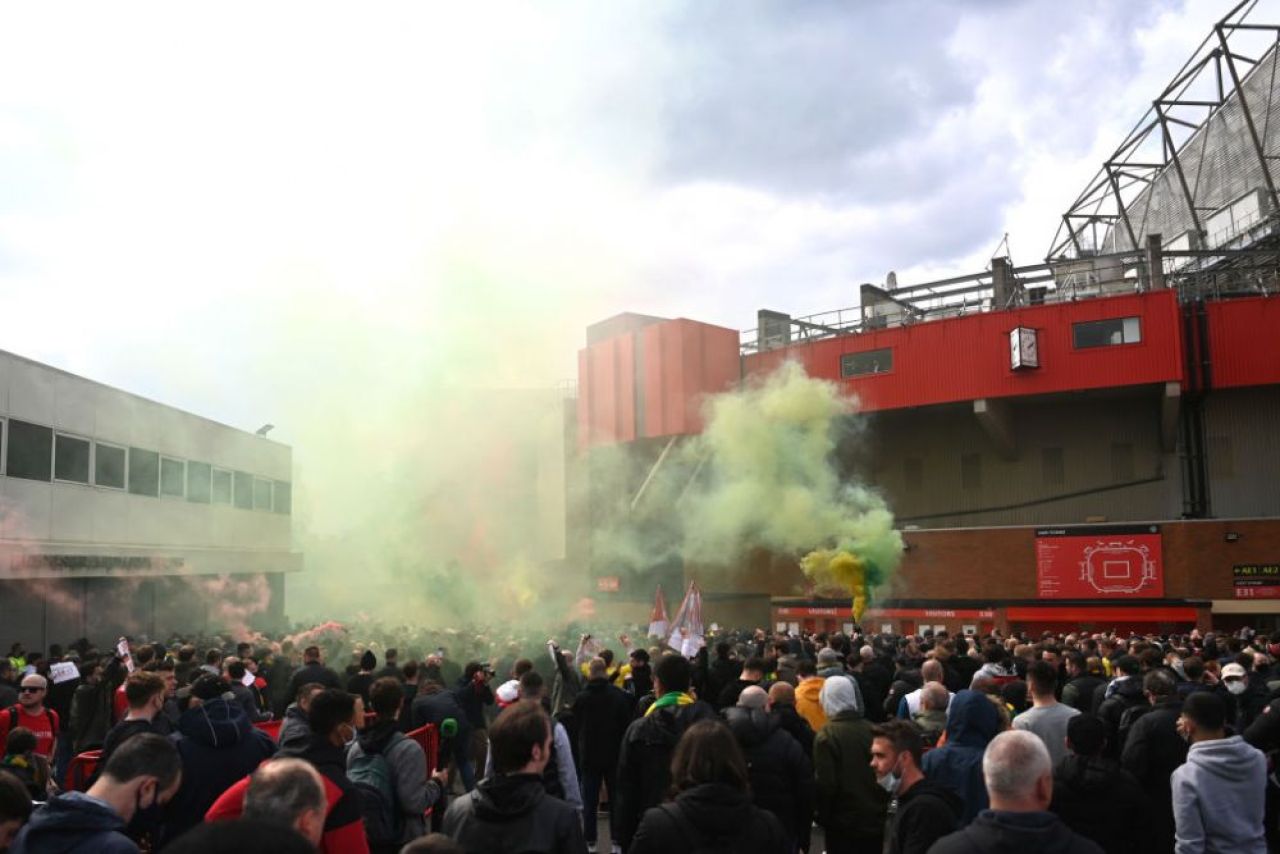 Presa engleza face anuntul! Ce risca Manchester United dupa ce suporterii au patruns pe stadion si au dus la amanarea derby-ului cu Liverpool_2