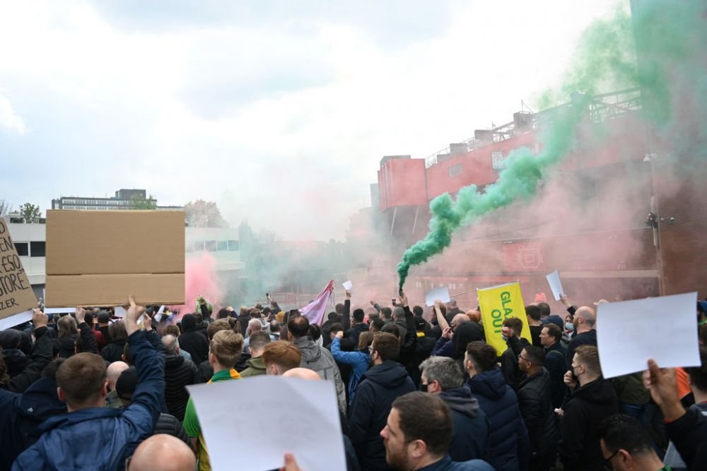 Presa engleza face anuntul! Ce risca Manchester United dupa ce suporterii au patruns pe stadion si au dus la amanarea derby-ului cu Liverpool_4