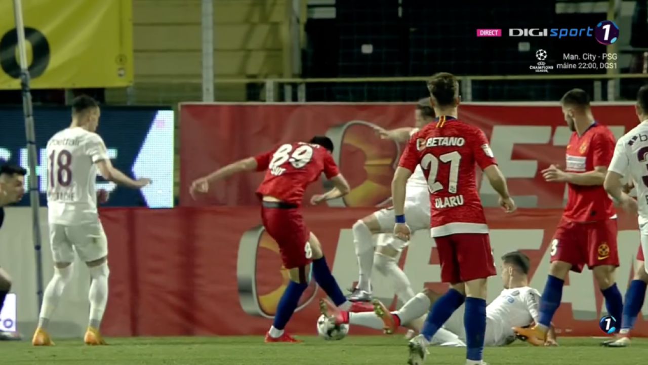 Faza la care banca CFR-ului a sarit in aer! Oaspetii au cerut penalty dupa un fault al lui Sut la Deac_2