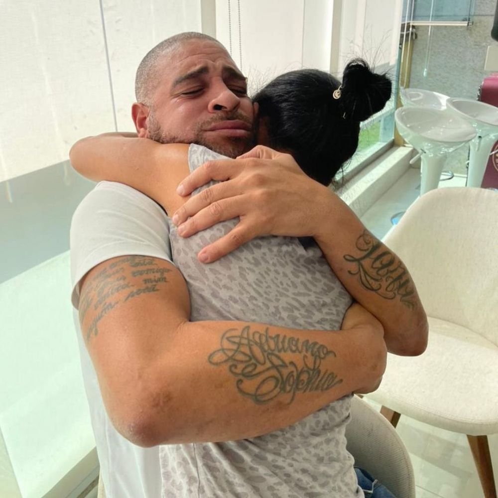 Adriano, in lacrimi dupa ce a primit un anunt emotionant! Vestea care l-a facut sa planga pe fostul atacant al lui Inter_3