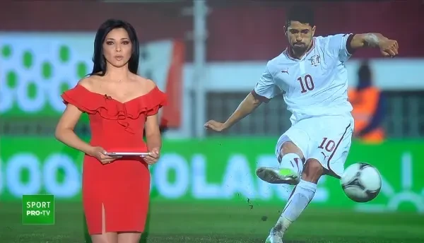 Gest superb al lui Herea! A lansat o campanie de strangere de fonduri pentru o fetita grav bolnava! Tricouri scoase la licitatie