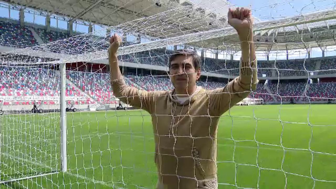 EXCLUSIV | Asta e, de fapt, marea sarbatoare a Stelei! Piturca a refacut azi, pe noul stadion de 100 de milioane al Stelei, bucuria celebra de la golul cu Anderlecht! Imagini istorice_4
