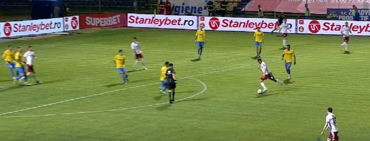 Lovitura pentru Rapid si Craiova in lupta pentru promovare! Amandoua au luat bataie! Rapid, infrangere soc la Calarasi, 2-3. Craiova a fost batuta la Timisoara, 1-2. Cum arata clasamentul_3
