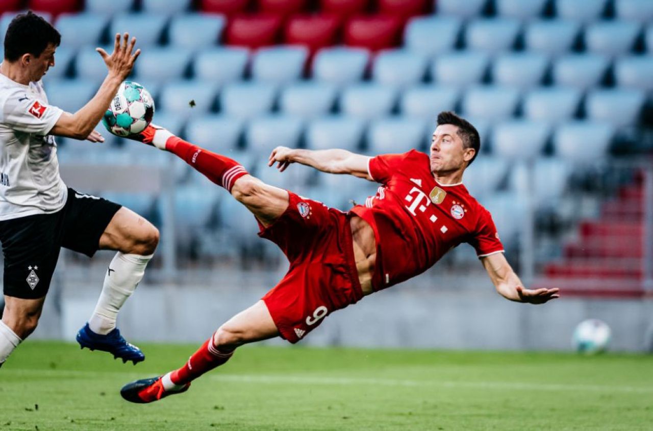 Campioana a 9-a oara la rand! Bayern a spulberat-o pe Gladbach: 6-0! Lewandowski nu poate fi oprit: a dat 3 goluri si e la un pas de recordul lui Gerd Muller_3
