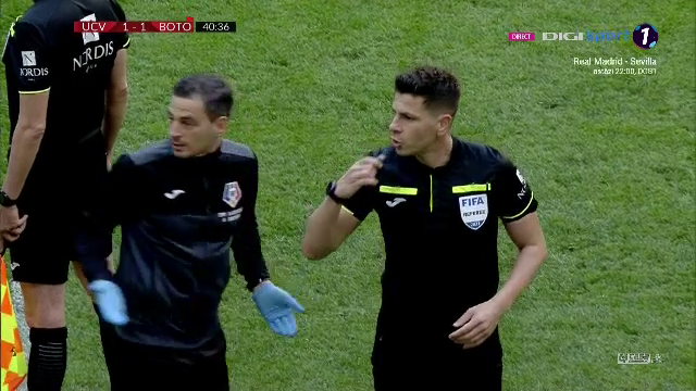 Incidente socante in tribuna! Cristescu a sarit la bataie si a fost scos de 4 bodyguarzi: 
