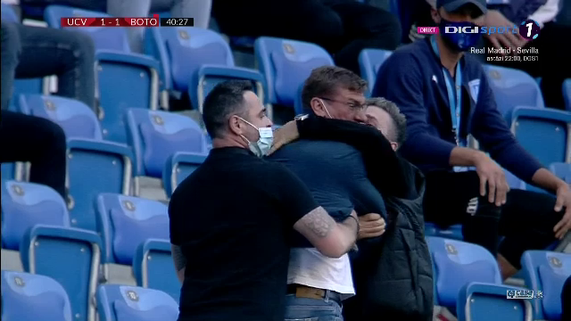 Incidente socante in tribuna! Cristescu a sarit la bataie si a fost scos de 4 bodyguarzi: 