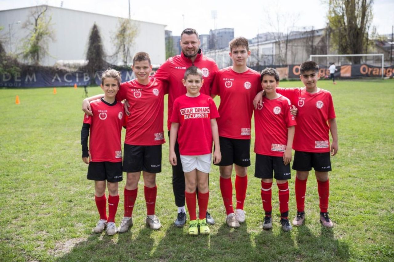 In timp ce FC Dinamo e finantata de fani, CS Dinamo a inaugurat a patra academie din ultimul an!_11