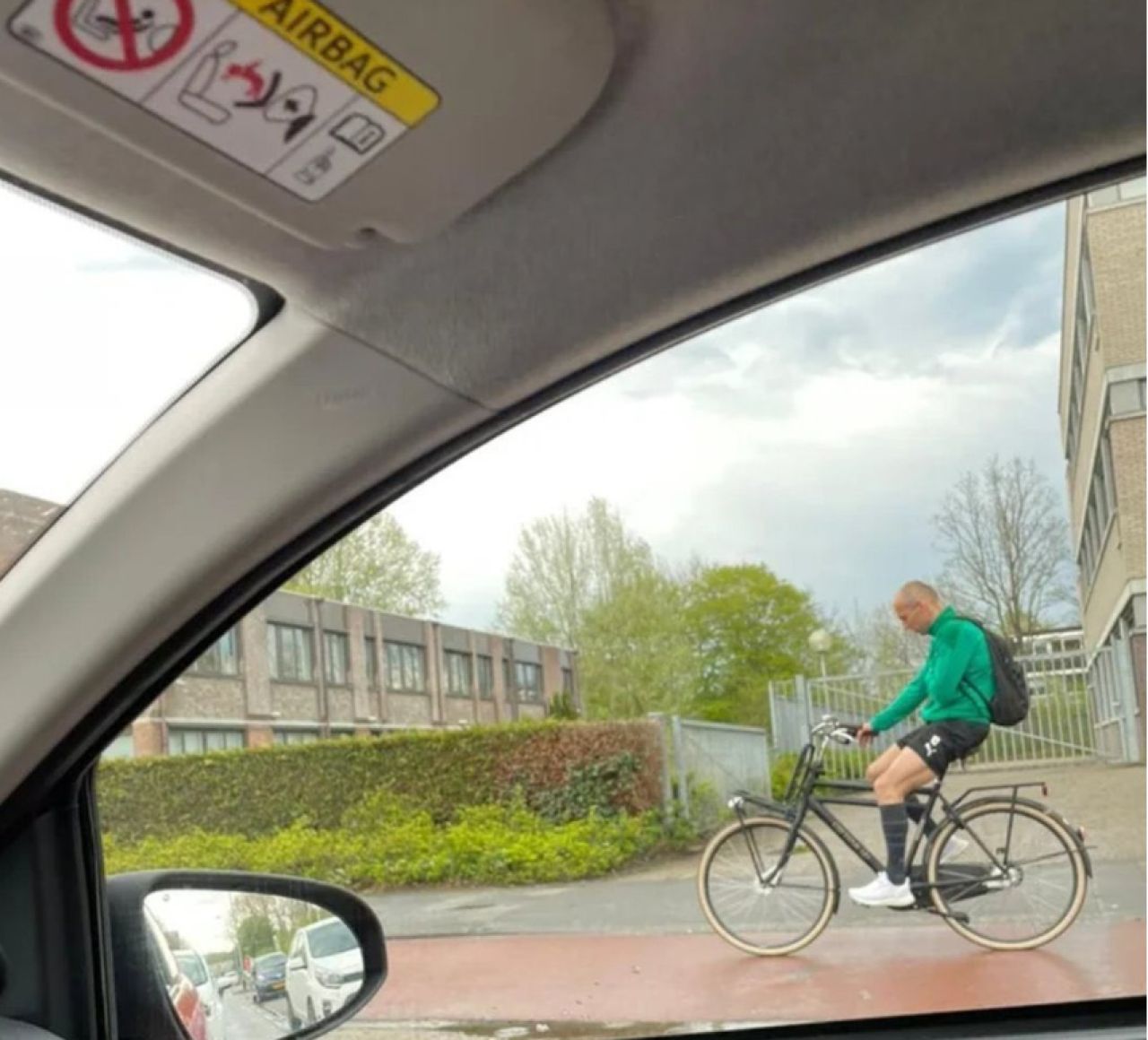 Robben, in lacrimi dupa ce s-a intors pe teren! Imaginile cu el de la finalul meciului au devenit virale! A plecat pe bicicleta acasa_5