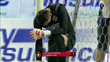 Inca o problema pentru FCSB?! Vlad a fost schimbat de Petrea la pauza meciului cu Clinceni_1