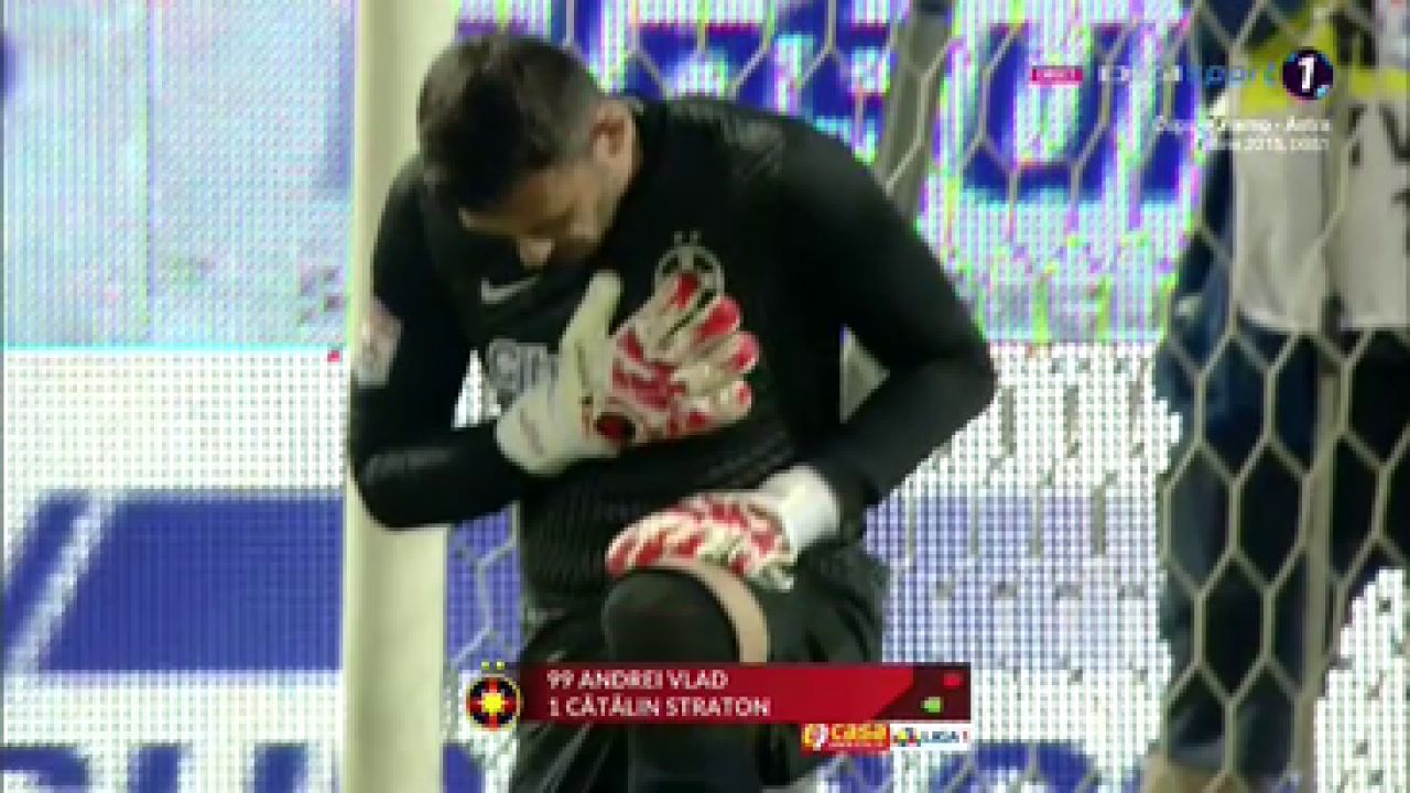 Inca o problema pentru FCSB?! Vlad a fost schimbat de Petrea la pauza meciului cu Clinceni_5