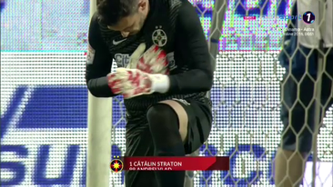 Inca o problema pentru FCSB?! Vlad a fost schimbat de Petrea la pauza meciului cu Clinceni_13
