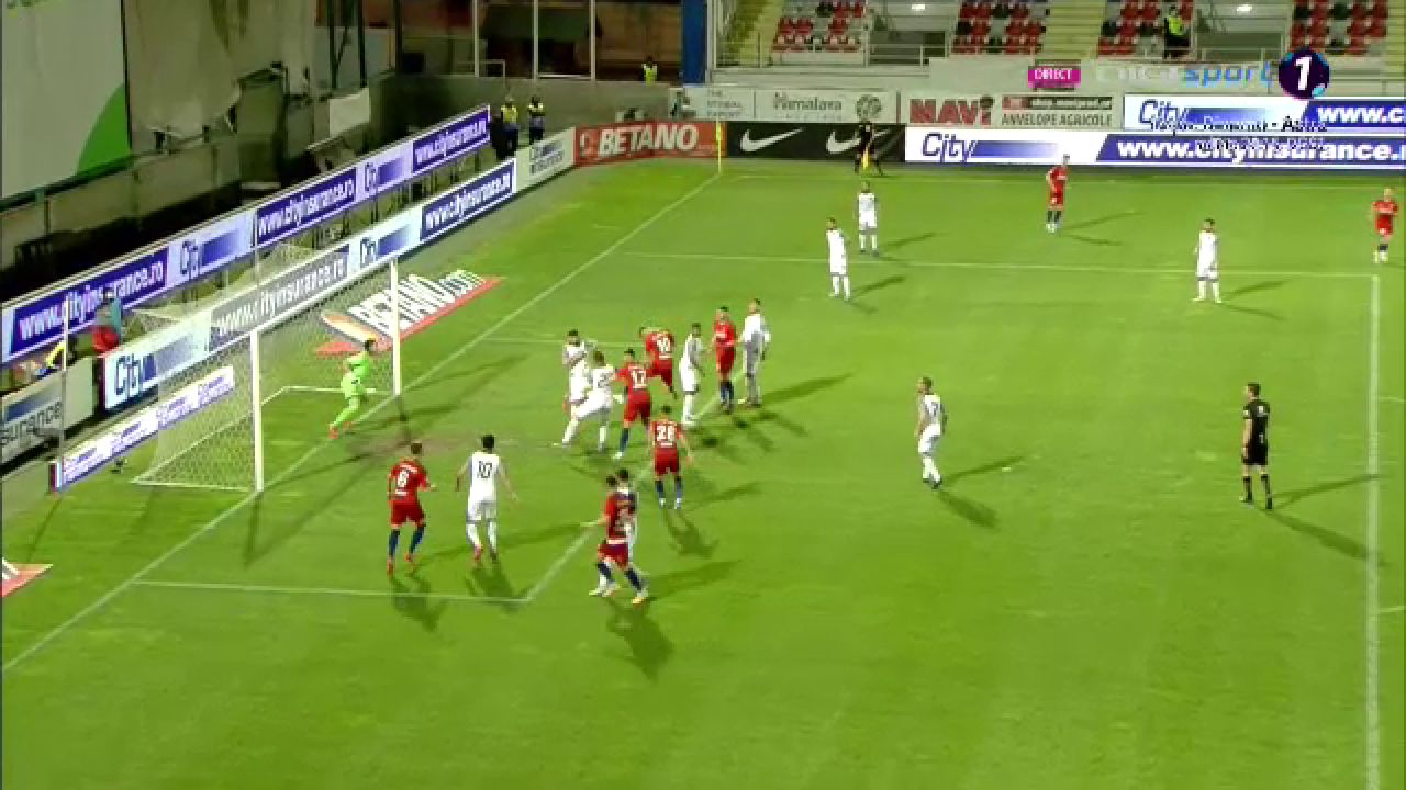 Faza care poate decide campionatul! A intrat sau nu mingea in poarta in min 93 la FCSB - Clinceni? Ratare colosala Oaida cu poarta goala in fata_10