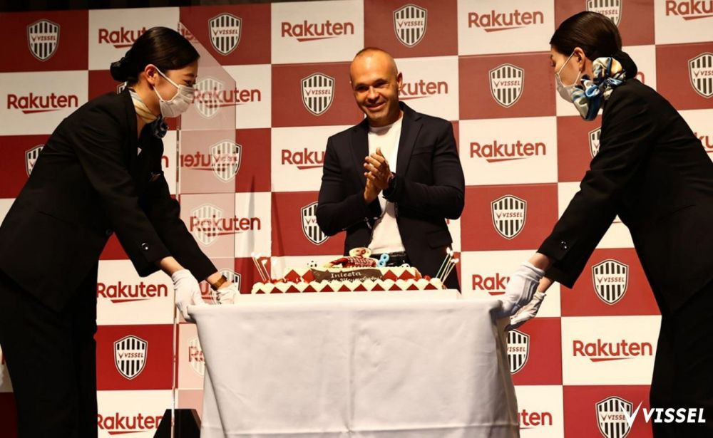 Andres Iniesta a primit cel mai frumos cadou, chiar de ziua sa! Si-a prelungit contractul in Japonia si va juca inca doi ani fotbal_5