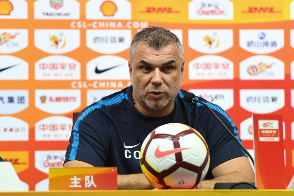 Reactia lui Radoi cand a fost intrebat daca l-ar putea inlocui Olaroiu pe banca nationalei: 