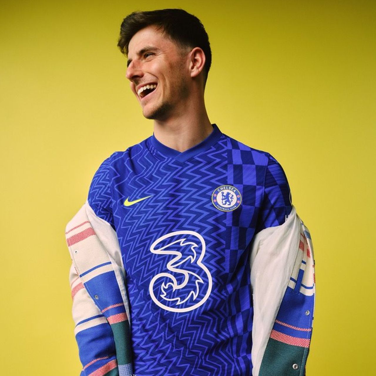 Chelsea si-a lansat noul echipament pentru sezonul 2021-2022! Tematica surprinzatoarea aleasa pentru noul tricou de joc_4