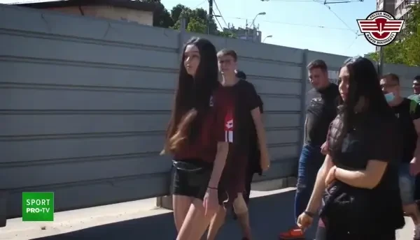 Jucatorii Rapidului, in vizita cu galeria pe noul stadion! Promisiunea facuta de suporteri in fata fotbalistilor lui Mihai Iosif