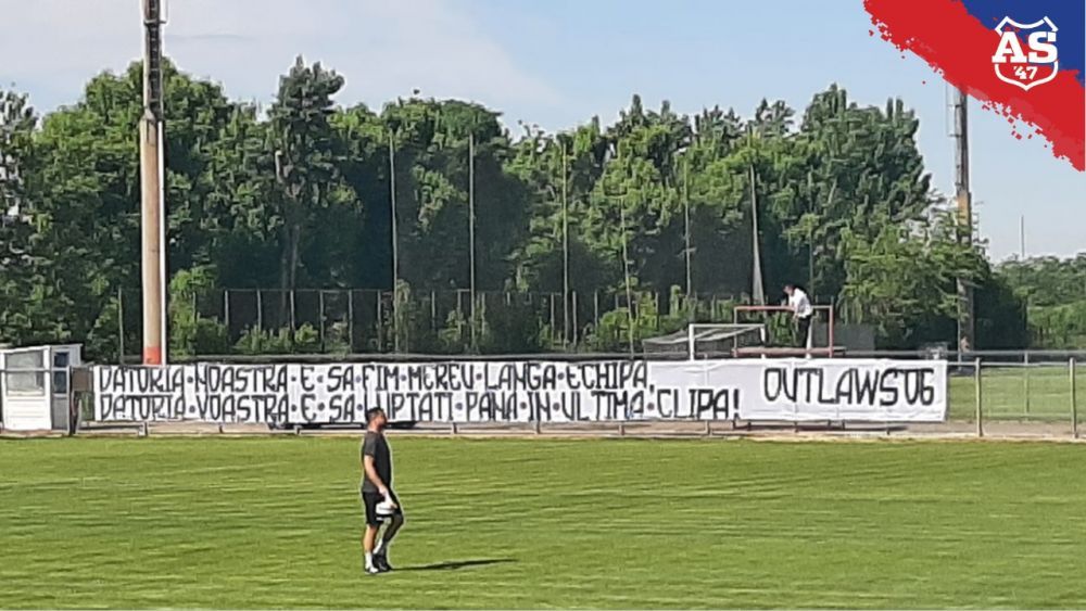 Nebunie in Ghencea! Suporterii Stelei au luat cu asalt stadionul pentru barajul cu Mostistea Ulmu! Jucatorii s-au bucurat cu ei _6