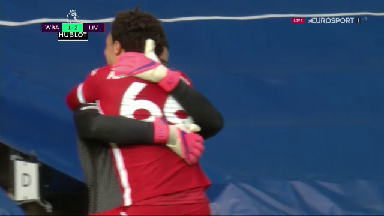 COLOSAL! Alisson a urcat in careu in minutul 95 si a dat un gol FABULOS pentru Liverpool! S-a pus in genunchi si a inceput sa planga_3
