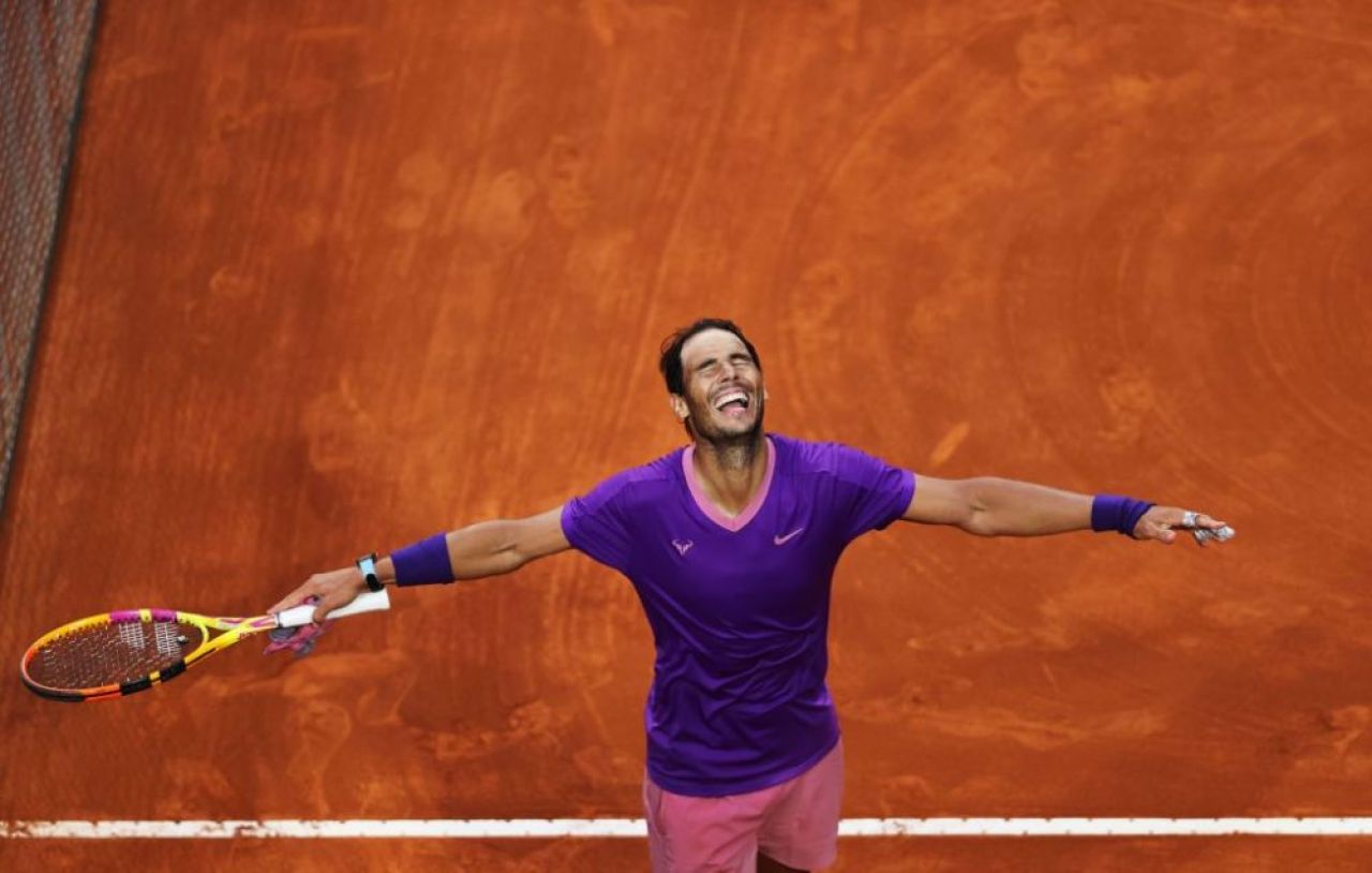 Rafael Nadal - Novak Djokovic 7-5, 1-6, 6-3 | Nadal scrie noi recorduri: e campion pentru a zecea oara la Roma! _3