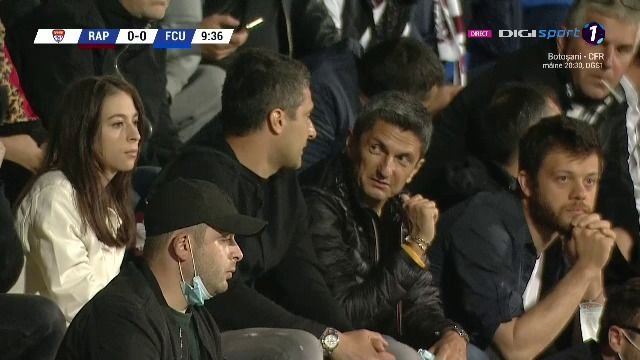 Portile ni se deschid! Tribuna plina la meciul Rapidului, om langa om! Mircea si Razvan Lucescu, alaturi de giulesteni. Peste 1000 de suporteri in spatele portii