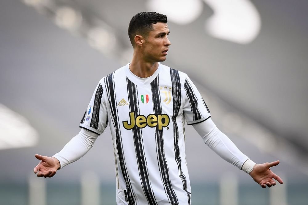 Italienii au aflat de ce si-a mutat Ronaldo masinile! 