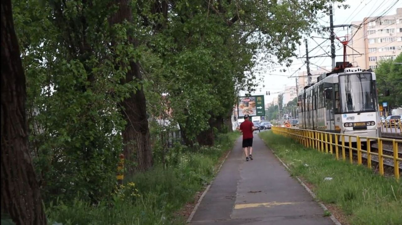 EXCLUSIV | In 2016, a alergat si a pedalat pana la Paris! Acum a legat prin alergare stadioanele din Bucuresti destinate Euro 2020 _11