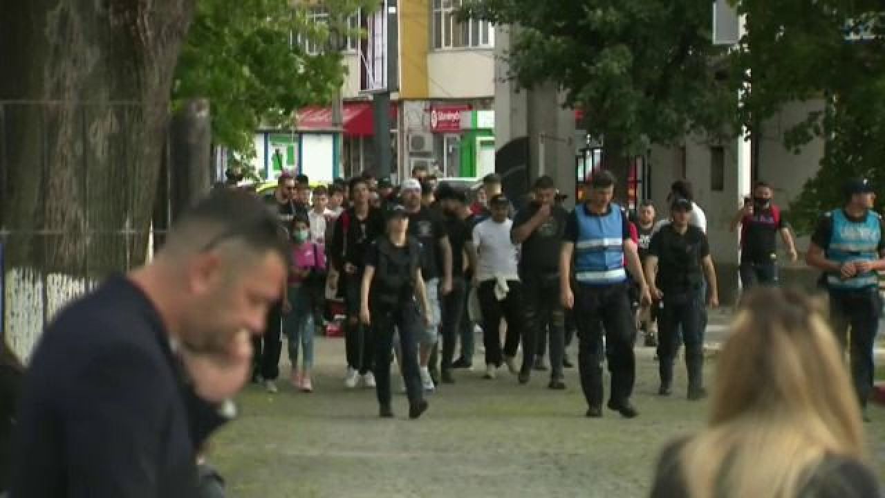 Suporterii dinamovisti, spectacol total la ultimul meci din acest sezon!